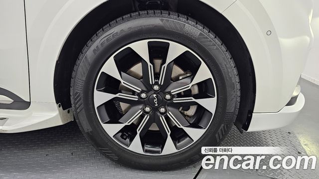 Kia Carnival (IV) Diesel 7-Seater Hi-Limousine Signature 2023 — фото 5