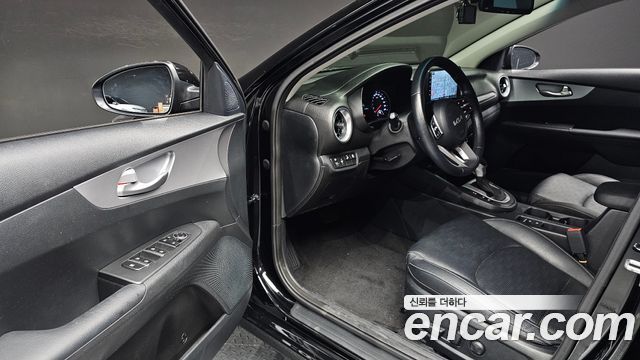 Kia K3 (II) 1.6 Prestige 2022 — фото 10
