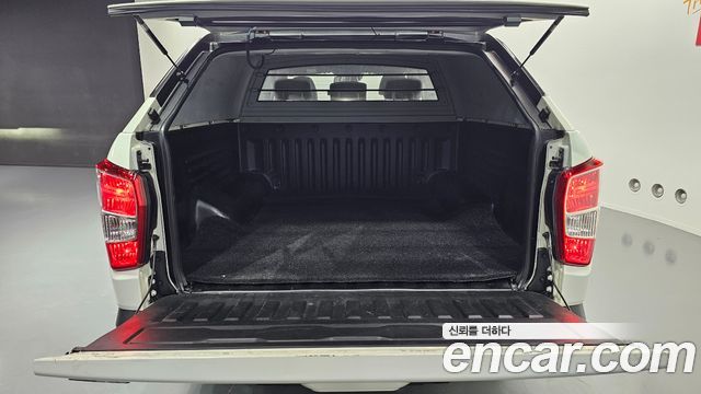 KG Mobility (SsangYong) Rexton Sports Khan Diesel 2.2 4WD Noblesse (Leaf) 2020 — фото 32
