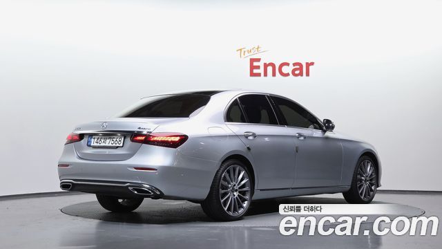 Mercedes-Benz E-Class (W213) E450 4MATIC Exclusive 2023 — фото 2