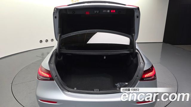Mercedes-Benz E-Class (W213) E450 4MATIC Exclusive 2023 — фото 24