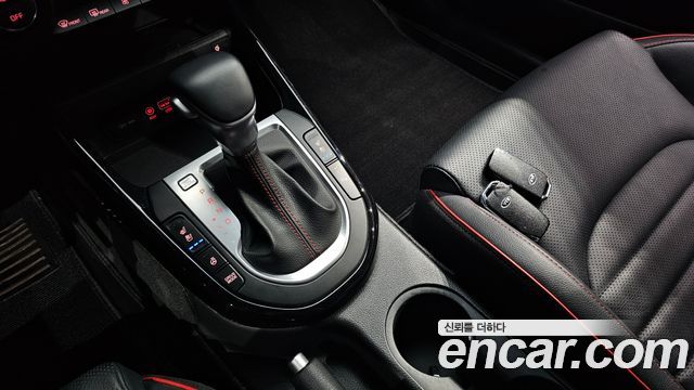 Kia K3 5Door GT Signature 2021 — фото 9