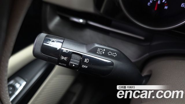 Kia Carnival (IV) Diesel 9-Seater Prestige 2021 — фото 27