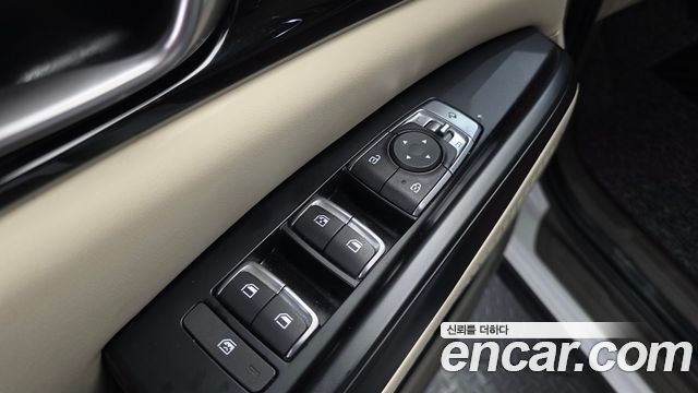 Kia Carnival (IV) Diesel 9-Seater Prestige 2021 — фото 32