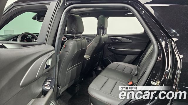 Chevrolet Trailblazer 1.3 Turbo 4WD RS 2023 — фото 32