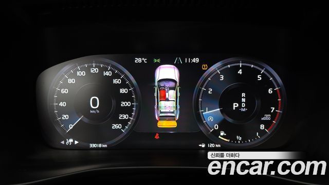 Volvo XC40 T4 R-Design 2020 — фото 8
