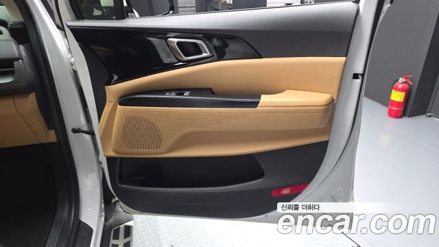 Kia Carnival (IV) Diesel 9-Seater Prestige 2021 — фото 25