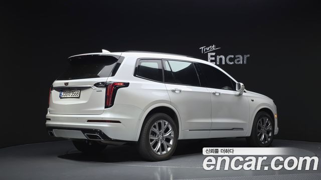 Cadillac XT6 3.6 Sport 2020 — фото 2