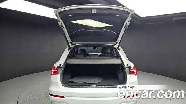 Audi Q3 (F3) 35 TDI Premium 2020 — фото 20