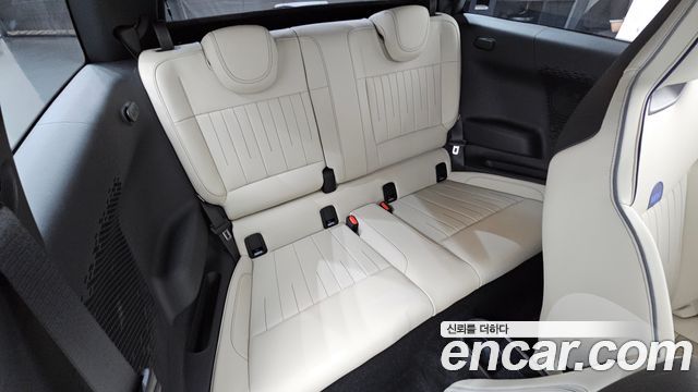MINI Cooper Electric (IV) SE Favoured 2024 — фото 15
