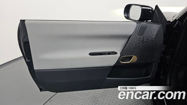 MINI Cooper Electric (IV) SE Favoured 2024 — фото 30
