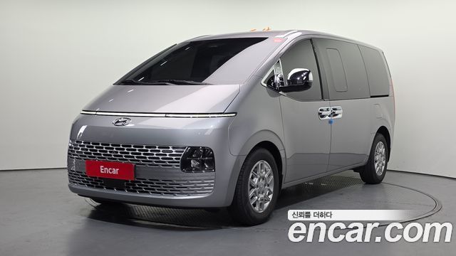 Hyundai Staria L3.5 Cargo 5-Seater Modern 2023 — фото 1