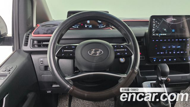 Hyundai Staria L3.5 Cargo 5-Seater Modern 2023 — фото 18