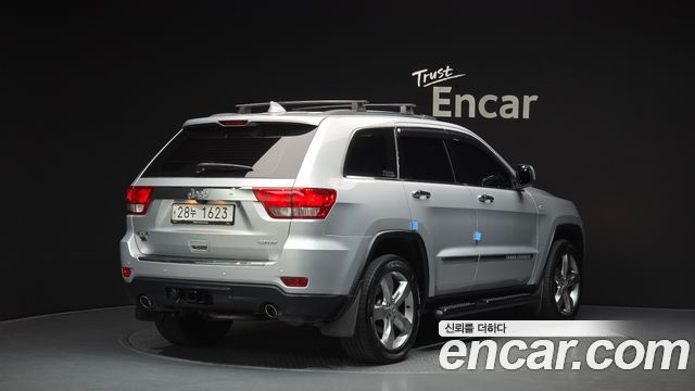 Jeep Grand Cherokee 3.0 Diesel Overland WK2 2013 — фото 2