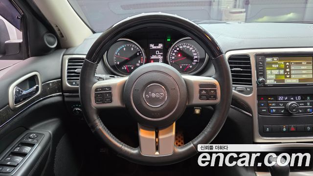 Jeep Grand Cherokee 3.0 Diesel Overland WK2 2013 — фото 13