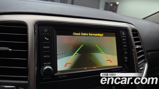 Jeep Grand Cherokee 3.0 Diesel Overland WK2 2013 — фото 16