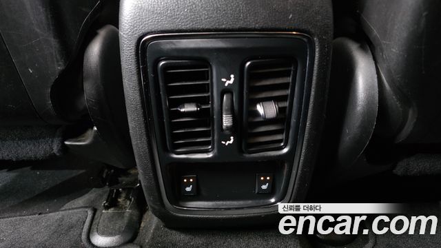 Jeep Grand Cherokee 3.0 Diesel Overland WK2 2013 — фото 17
