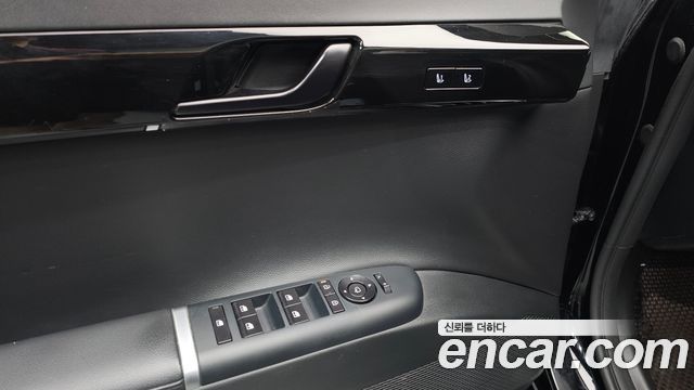 Hyundai Grandeur (GN7) 3.5 LPG 2WD (Taxi) Deluxe 2024 — фото 16