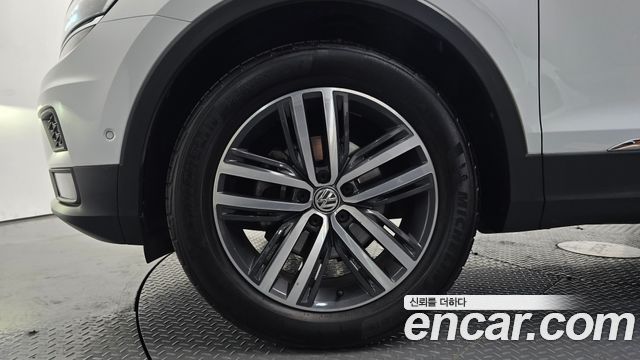 Volkswagen Tiguan Allspace 2.0 TDI Prestige 2020 — фото 5