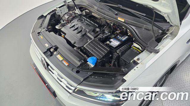 Volkswagen Tiguan Allspace 2.0 TDI Prestige 2020 — фото 6