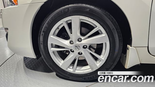 Nissan Altima 2.5 Tech L33 2015 — фото 5