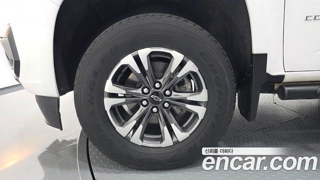 Chevrolet Real New Colorado 3.6 Z71-X 4WD 2022 — фото 5