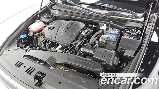 Hyundai Grandeur (GN7) 2,5 Gasoline 2WD Exclusive 2023 — фото 6