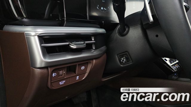 Hyundai Grandeur (GN7) 2,5 Gasoline 2WD Exclusive 2023 — фото 18