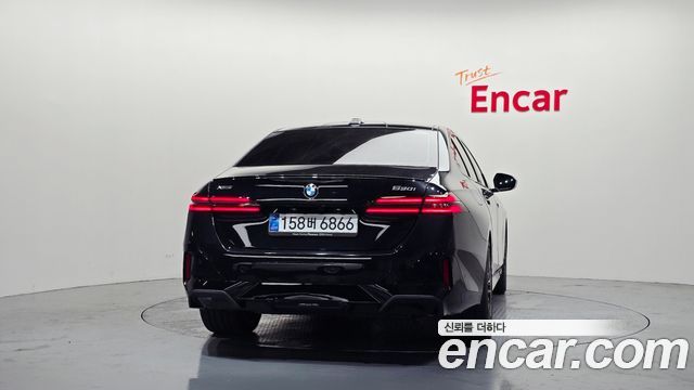 BMW 5 Series (G60) 530i xDrive M Sport Pro Special Edition 2026 — фото 4