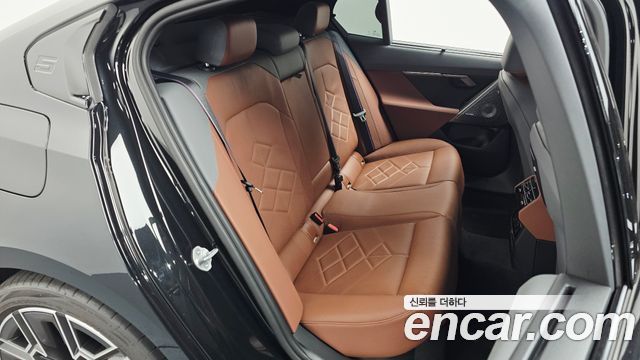 BMW 5 Series (G60) 530i xDrive M Sport Pro Special Edition 2026 — фото 12