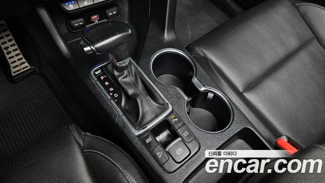 Kia Sportage The Bold Diesel 1.6 2WD Signature Gravity 2022 — фото 9