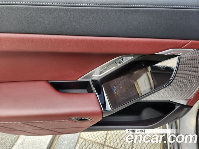 BMW 7 Series (G70) 740i sDrive M Sport 2023 — фото 18