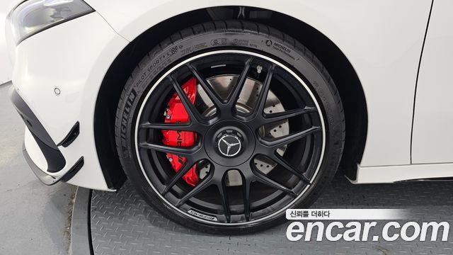 Mercedes-Benz A-Class (W177) AMG A45 S 4MATIC+ Hatchback 2026 — фото 5