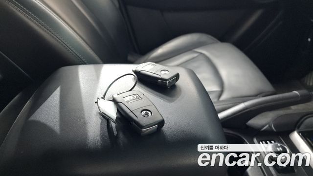 KG Mobility (SsangYong) Rexton Sports Khan Diesel 2.2 4WD Culman Noblesse 2024 — фото 15