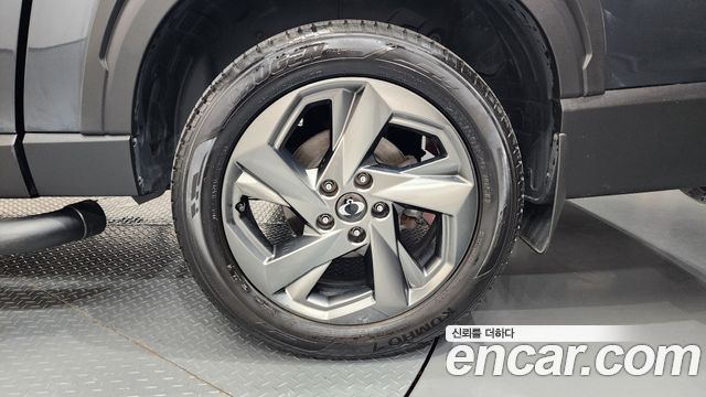 KG Mobility (SsangYong) Rexton Sports Khan Diesel 2.2 4WD Culman Noblesse 2024 — фото 21