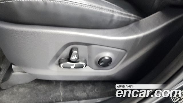 KG Mobility (SsangYong) Rexton Sports Khan Diesel 2.2 4WD Culman Noblesse 2024 — фото 31