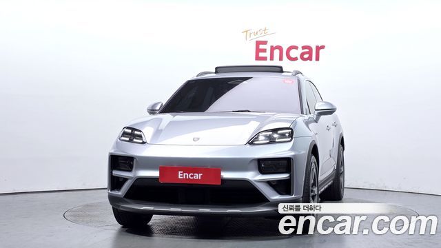 Porsche Macan EV Turbo 2025 — фото 3