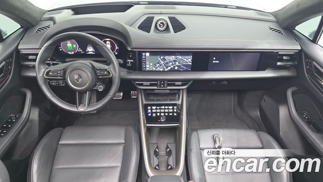 Porsche Macan EV Turbo 2025 — фото 7