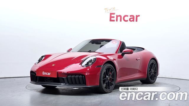 Porsche 911 (992) Carrera 4 GTS Cabriolet