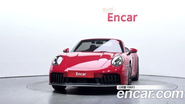 Porsche 911 (992) Carrera 4 GTS Cabriolet 2025 — фото 3