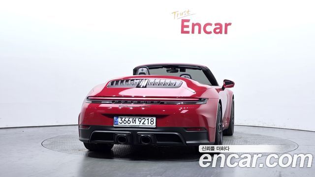 Porsche 911 (992) Carrera 4 GTS Cabriolet 2025 — фото 4