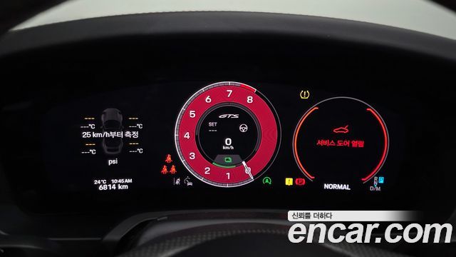 Porsche 911 (992) Carrera 4 GTS Cabriolet 2025 — фото 8