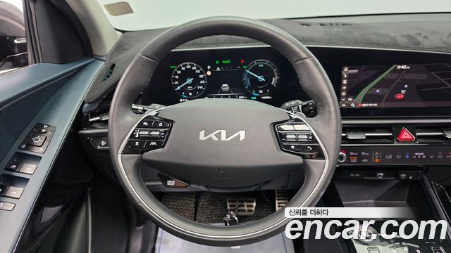 Kia Niro Signature 2023 — фото 13