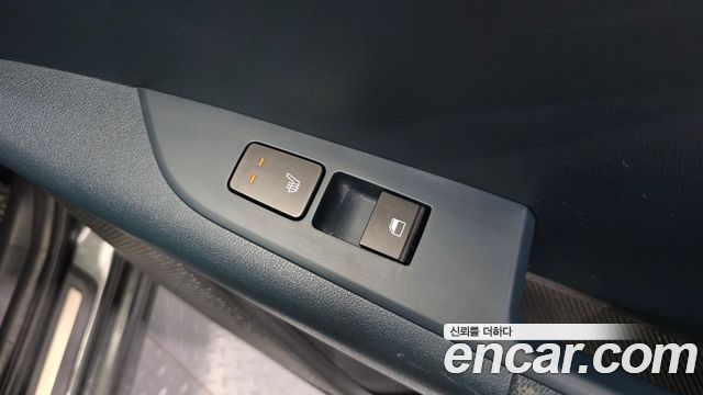 Kia Niro Signature 2023 — фото 18