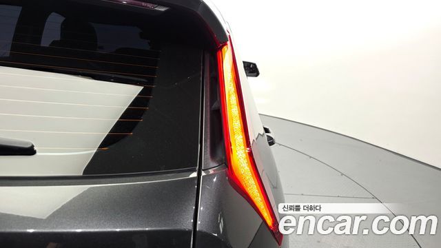 Kia Niro Signature 2023 — фото 23