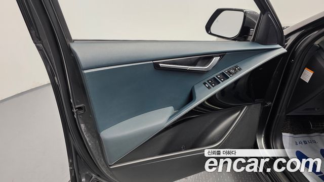 Kia Niro Signature 2023 — фото 24