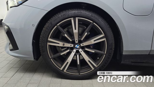 BMW 5 Series (G60) 530e M Sport 2026 — фото 5