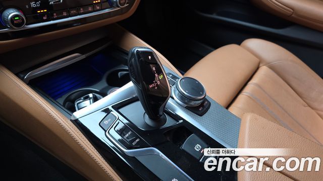 BMW 5 Series (G30) 520d M Sport package 2017 — фото 9