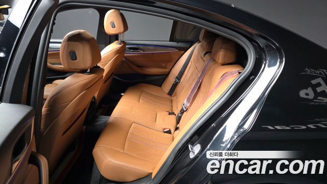 BMW 5 Series (G30) 520d M Sport package 2017 — фото 26