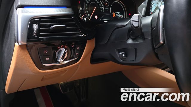 BMW 5 Series (G30) 520d M Sport package 2017 — фото 27